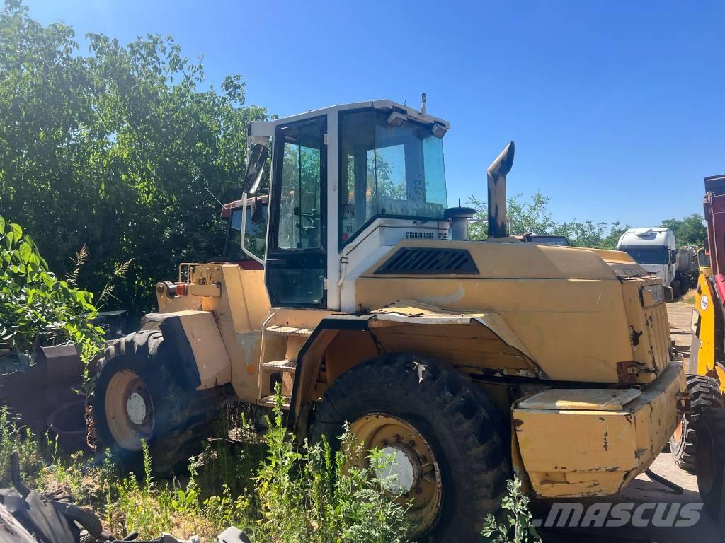 Liebherr 522 Ohjaamo ja sisusta