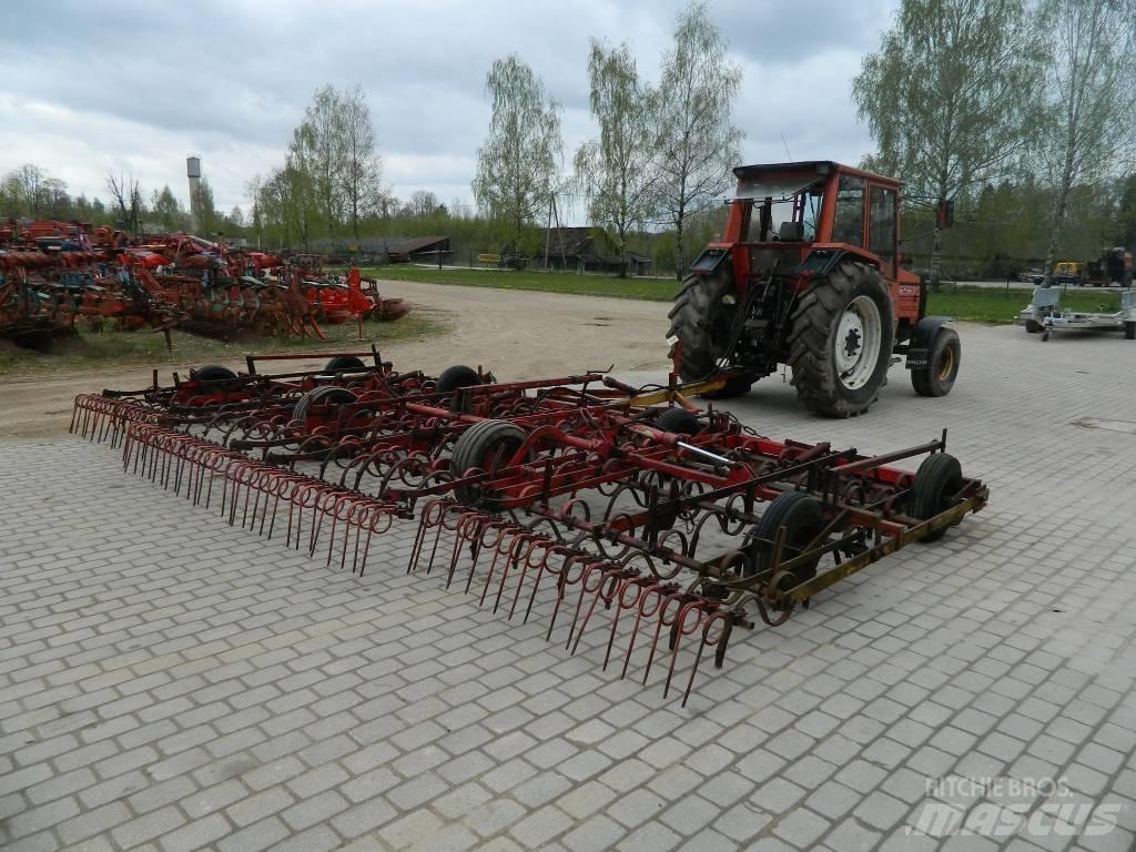Lilla Harrie 670 Kultivaattorit