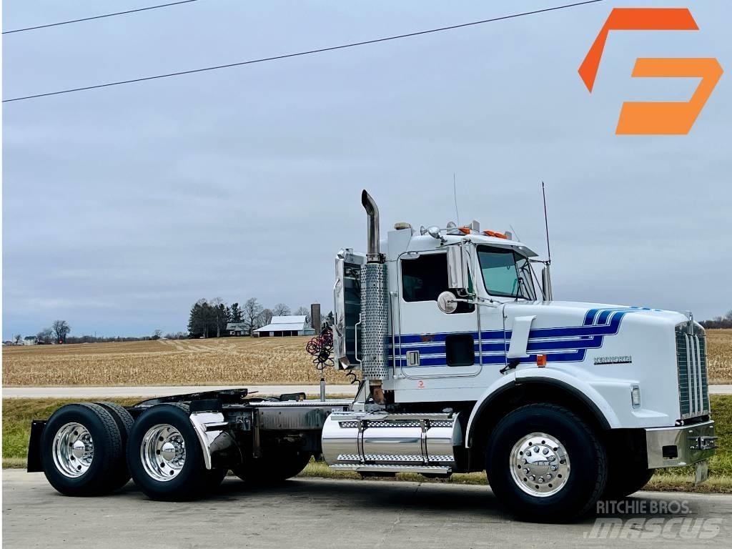 Kenworth T 800 Vetopöytäautot