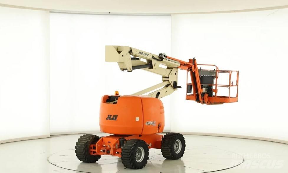 JLG 450 AJ II Kuukulkijat