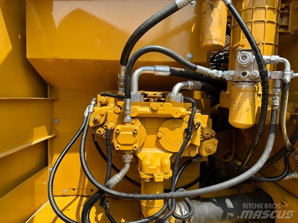 CAT CAT320C Midikaivukoneet 7t - 12t