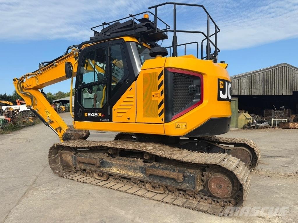 JCB 245 XLR Telakaivukoneet