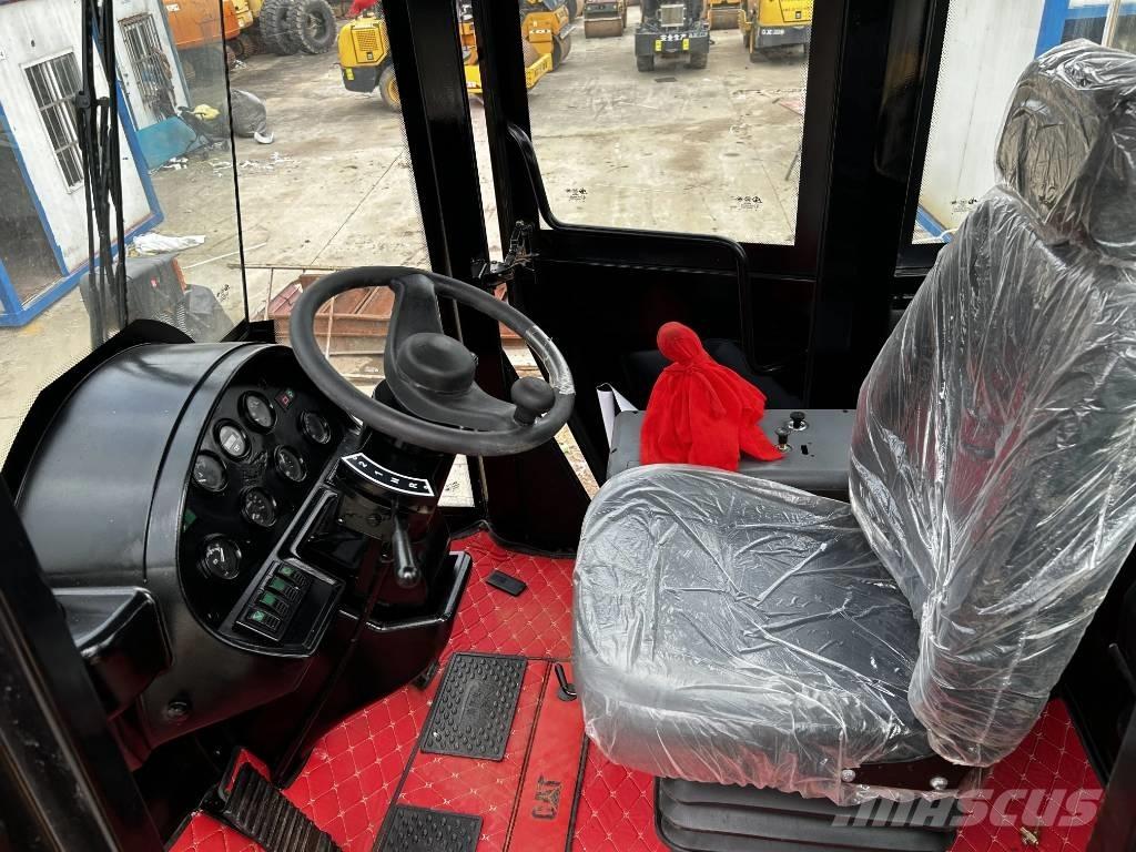 CAT 966H Pyöräkuormaajat