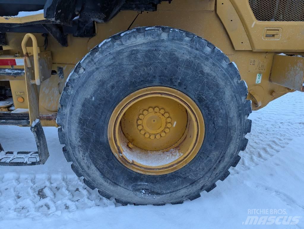 CAT 930 K Pyöräkuormaajat