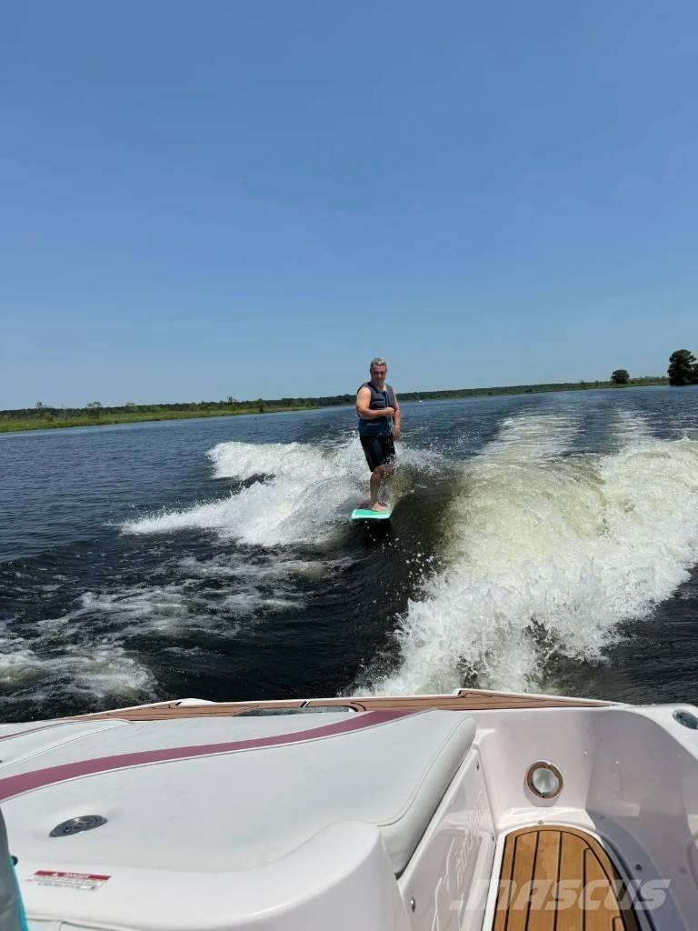  Nautique Air 226TE Veneet, proomut ja ponttoonit