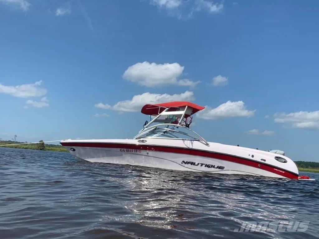  Nautique Air 226TE Veneet, proomut ja ponttoonit