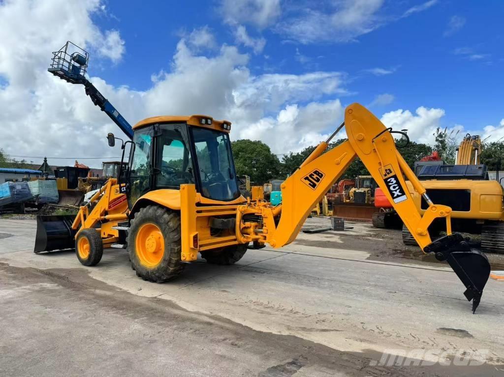 JCB 3CX Kaivurikuormaajat