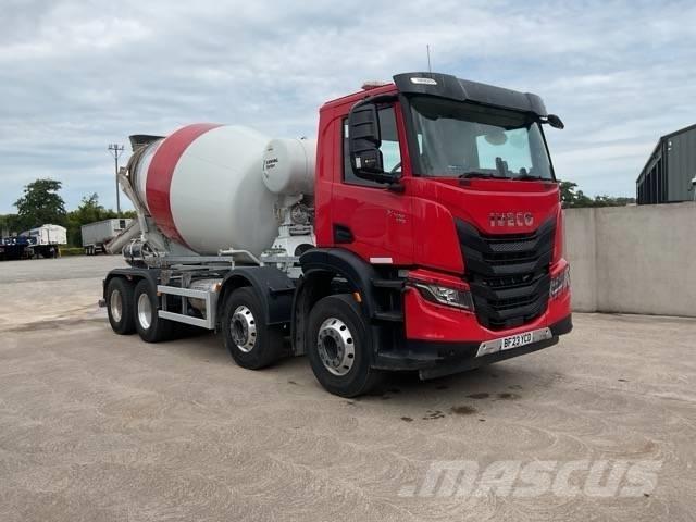 Iveco X-Way 420 Betonikuorma-autot