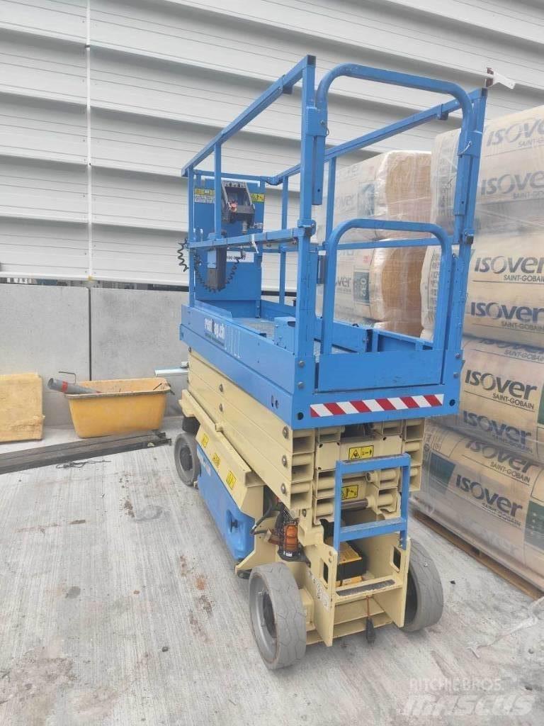 JLG 2632 ES Saksilavat