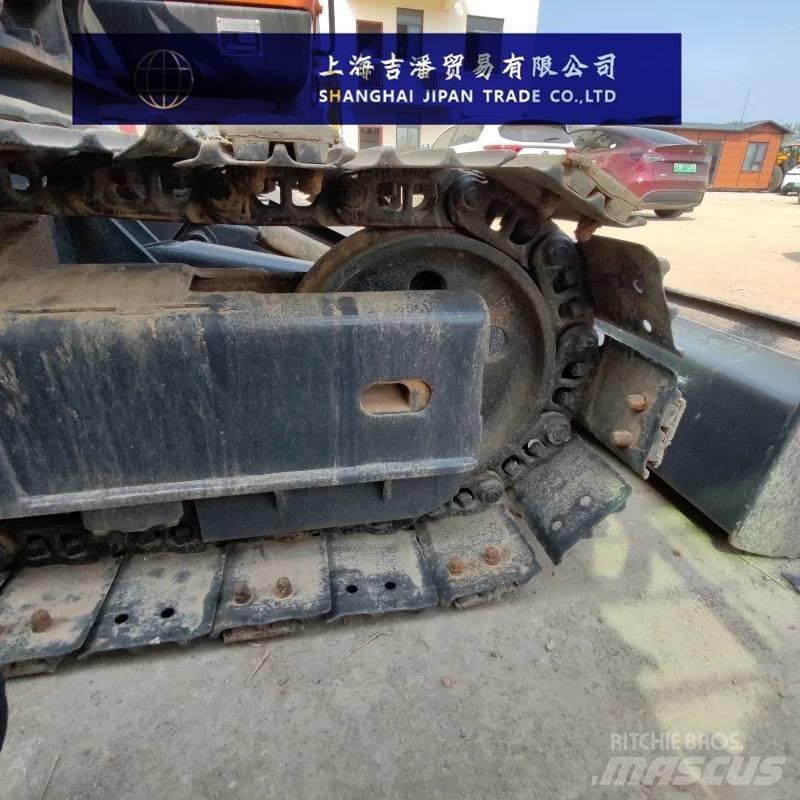Doosan DX 75 Minikaivukoneet < 7t