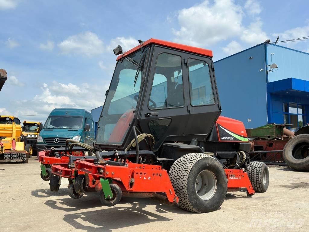 Jacobsen AR250 Päältäajettavat ruohonleikkurit