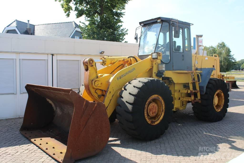 Furukawa 345 Pyöräkuormaajat