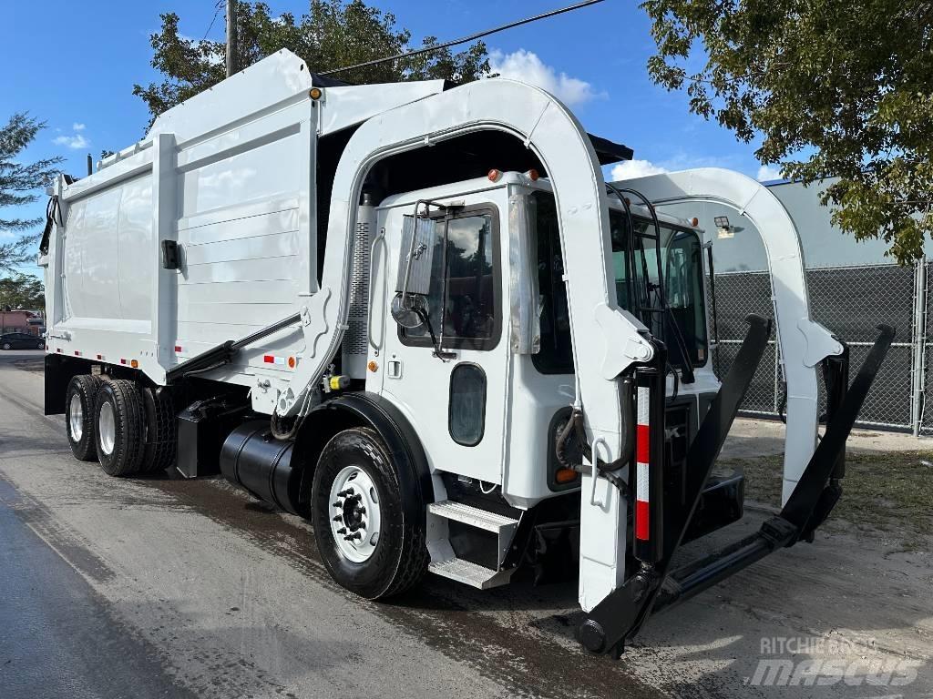 Mack MRU 613 Jäteautot