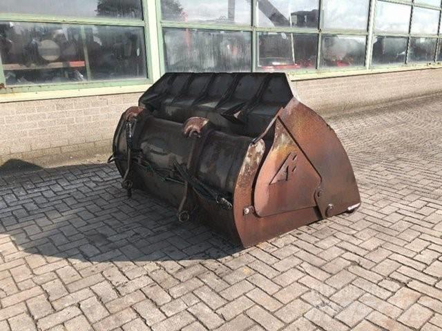 Volvo Overkipbak Kauhat
