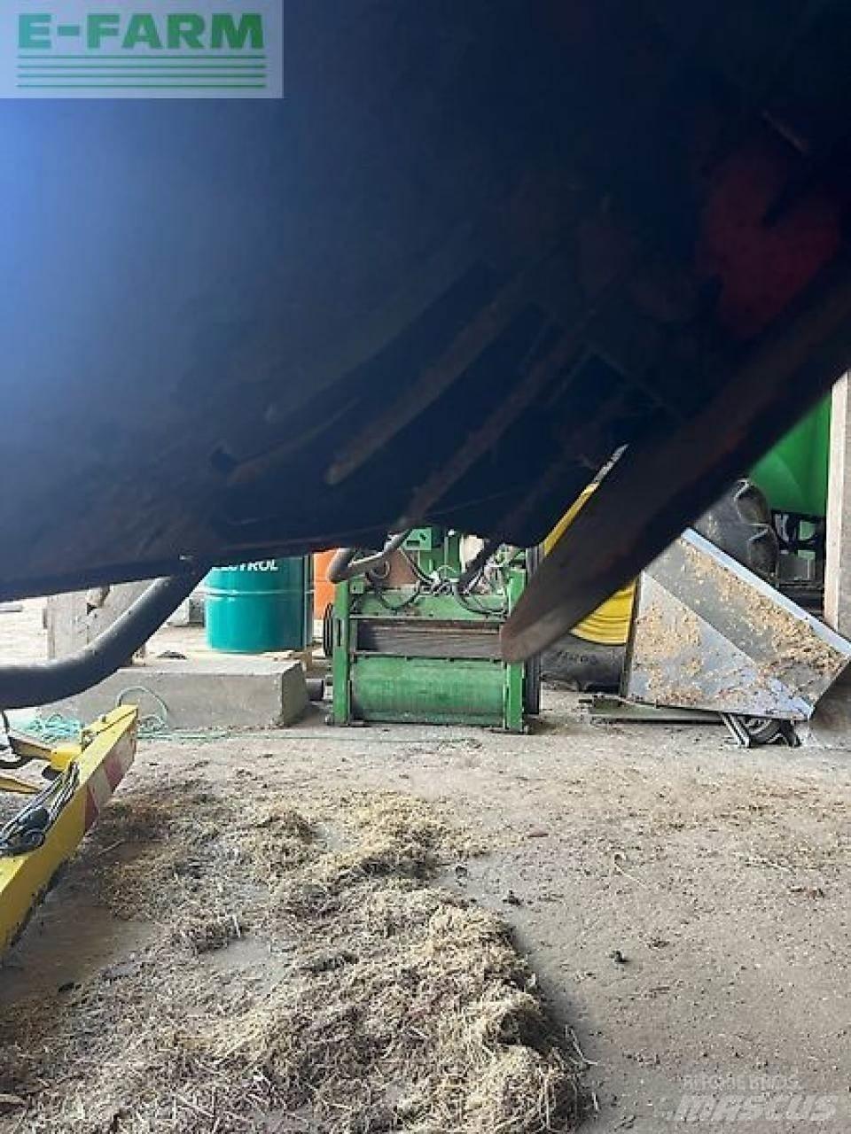 CLAAS tucano 470 Leikkuupuimurit
