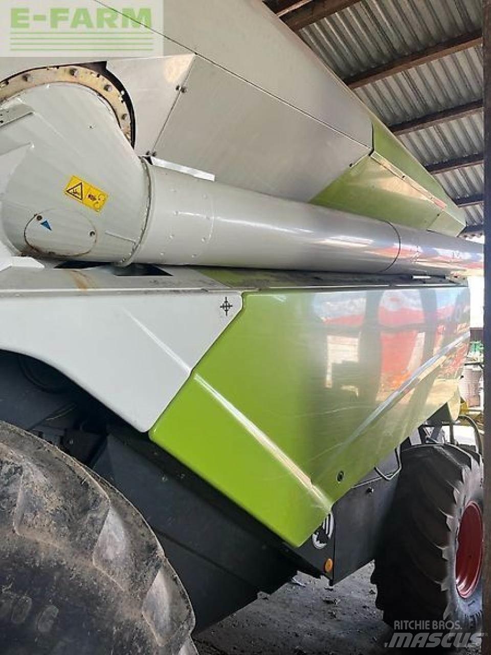 CLAAS tucano 470 Leikkuupuimurit