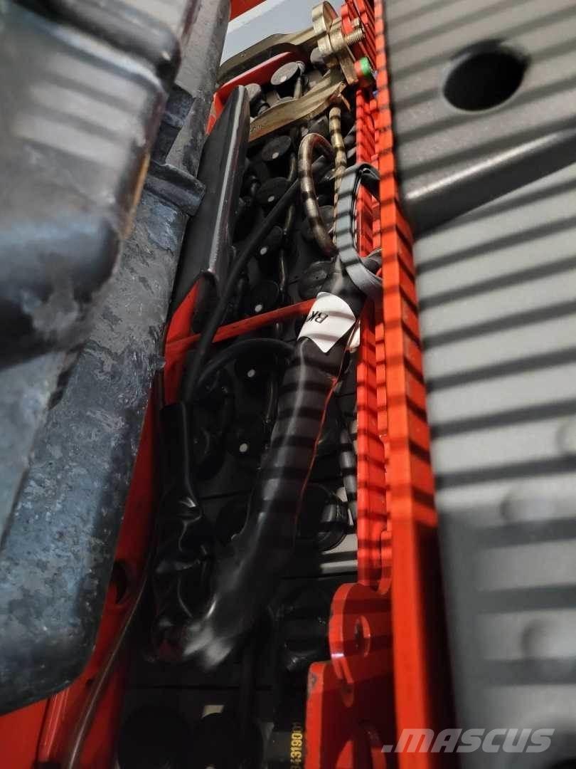 Linde V08 Matalakeräilytrukit