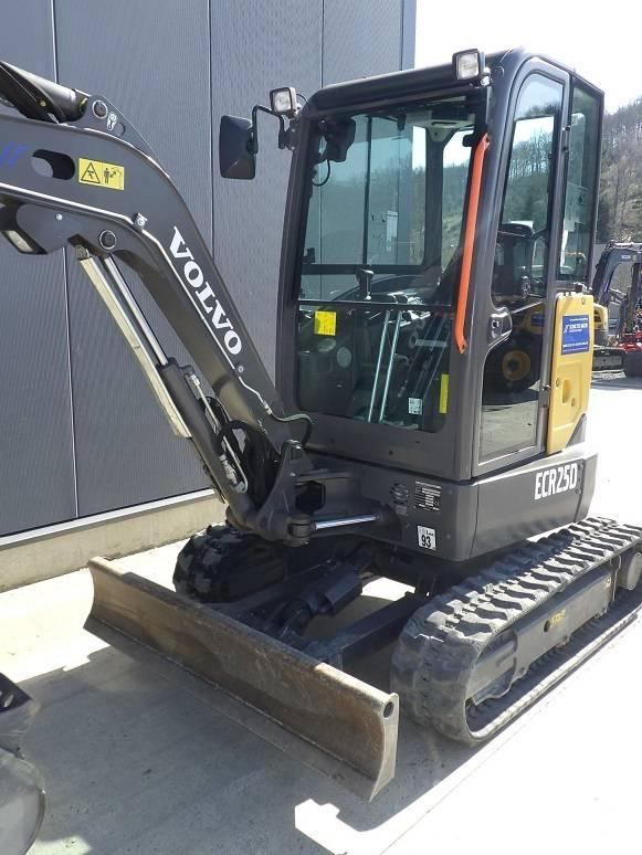 Volvo ECR 25 D Minikaivukoneet < 7t