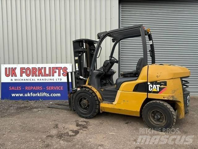 CAT DP40NT Dieseltrukit