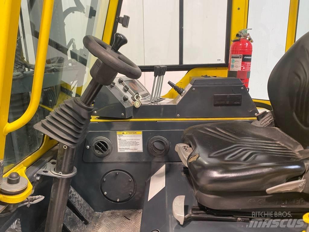 Combilift CBE2500 Nelitietrukit