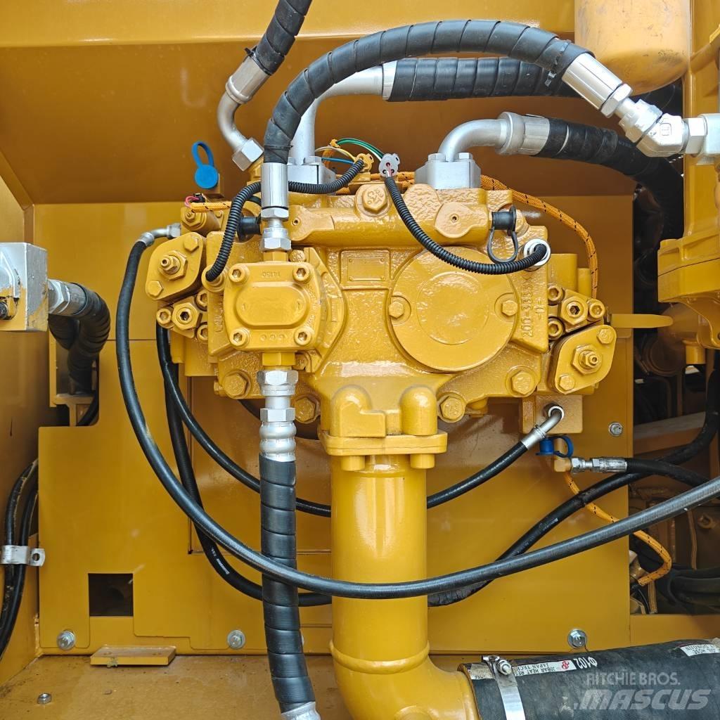 CAT 325 D L Telakaivukoneet