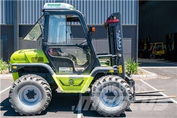 Agria TH350 Maastotrukit