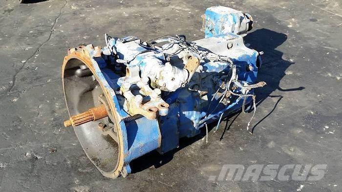  Transmission AKG4 Muut