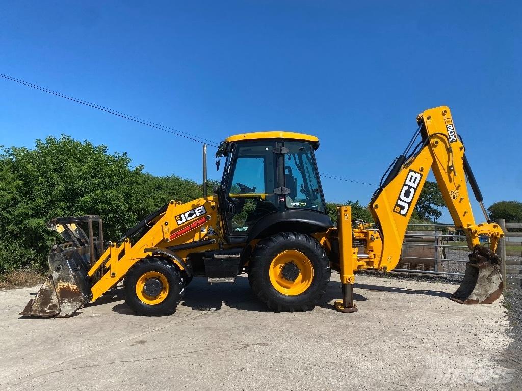 JCB 3 CX Kaivurikuormaajat