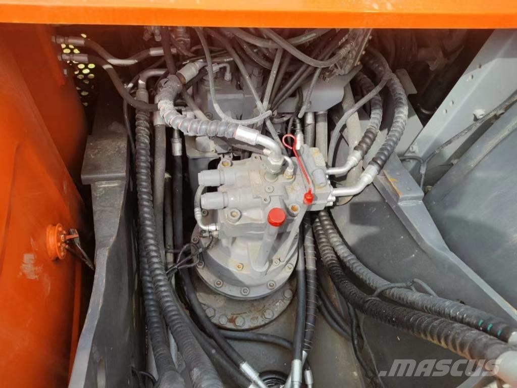 Hitachi ZX200 Telakaivukoneet
