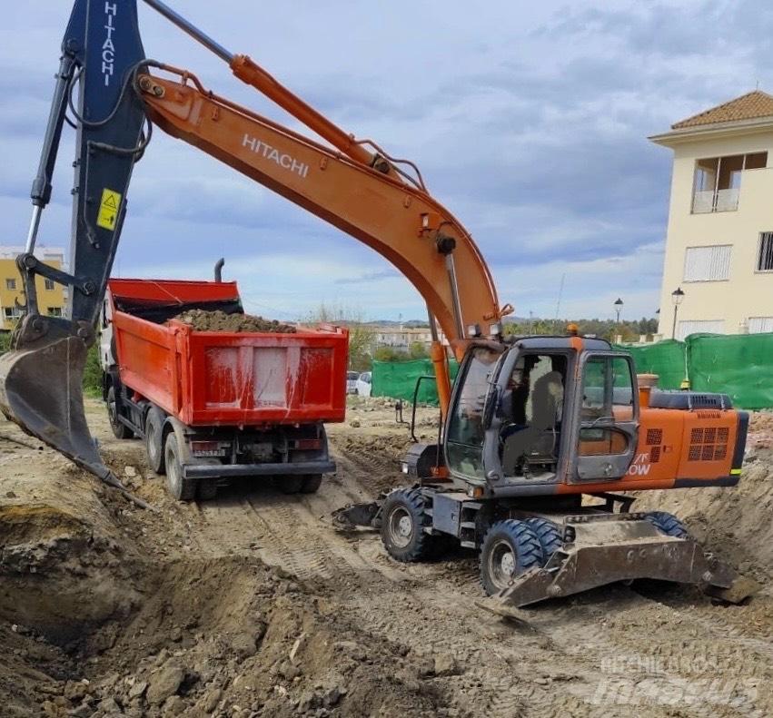 Hitachi ZX 210 W Pyöräkaivukoneet