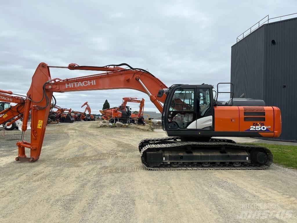 Hitachi ZX250LC-6 Telakaivukoneet