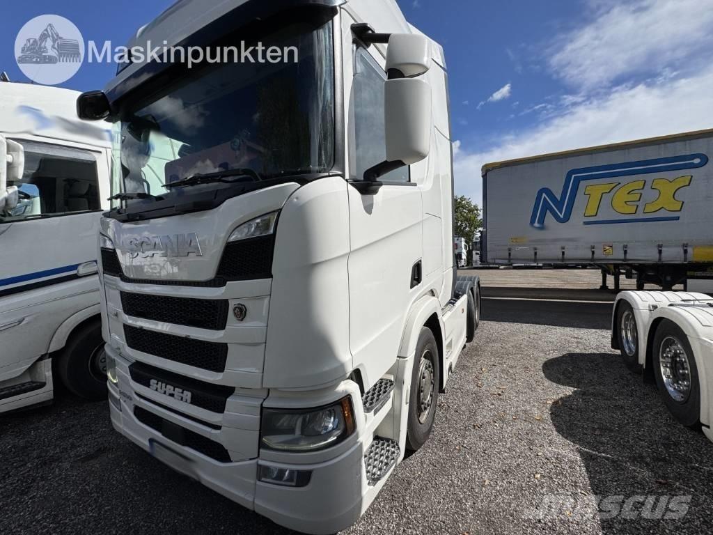 Scania R 500 Vetopöytäautot