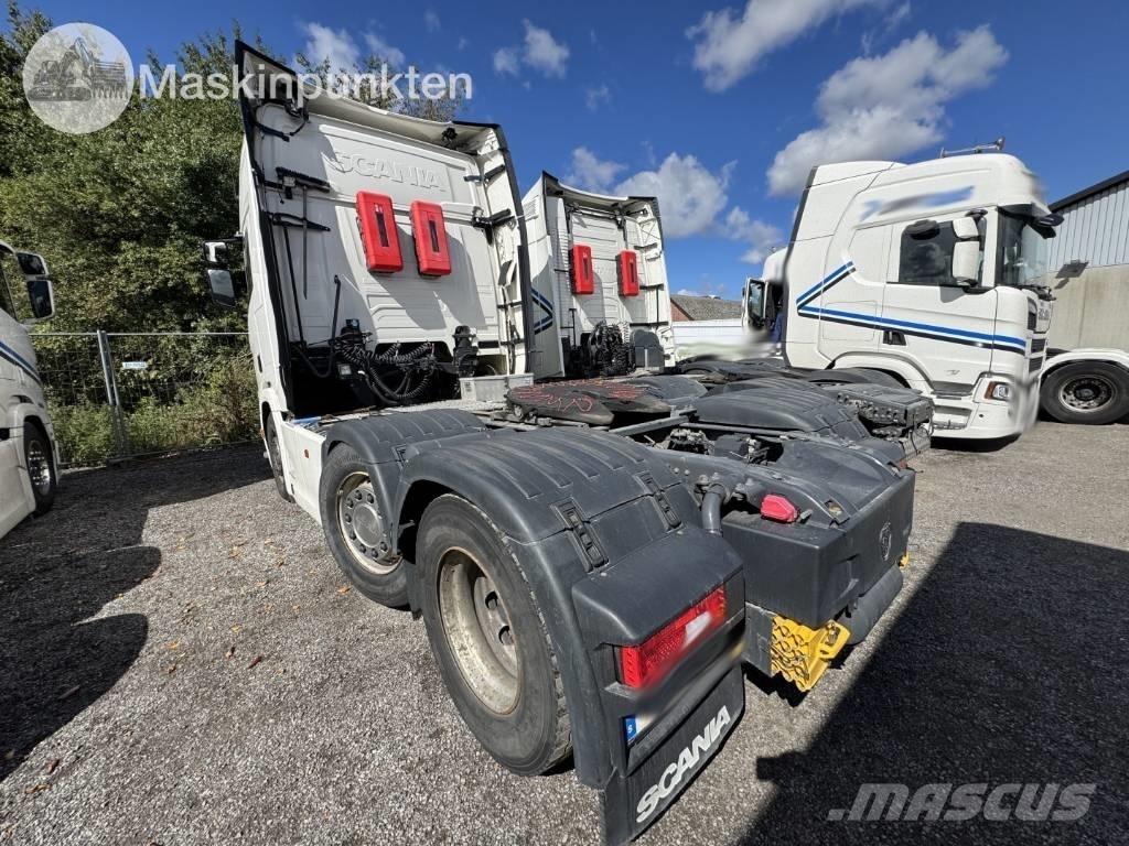 Scania R 500 Vetopöytäautot