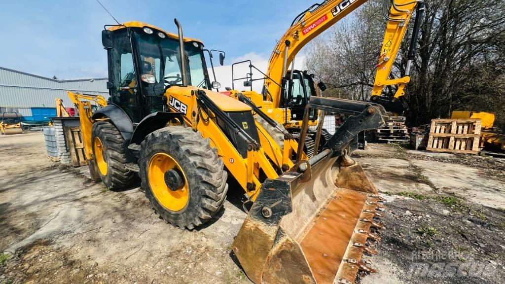 JCB 4 CX Kaivurikuormaajat