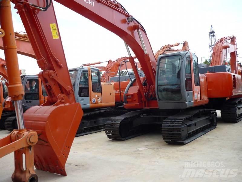 Hitachi ZX 225 US Telakaivukoneet