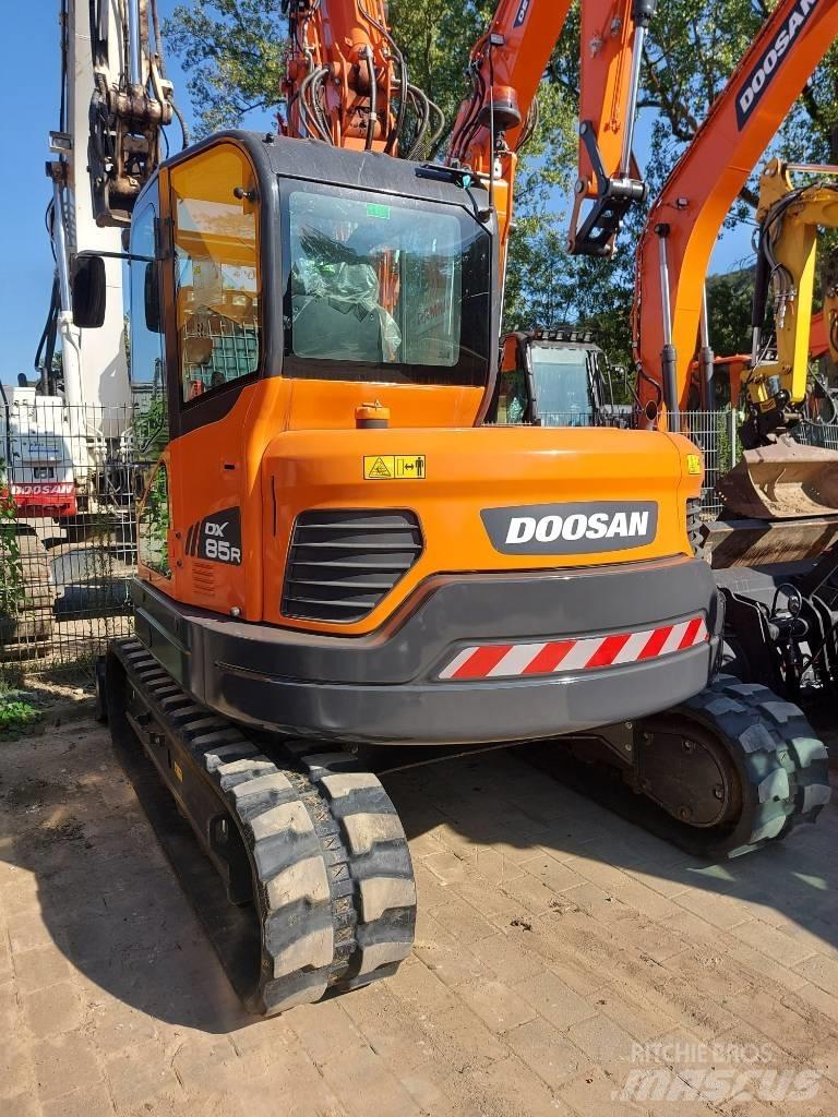Doosan DX 85 R-3 Midikaivukoneet 7t - 12t