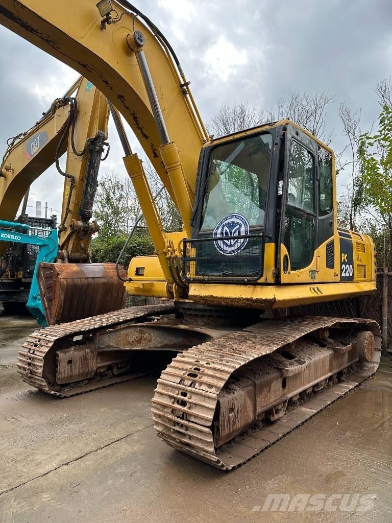 Komatsu PC 220-8 Telakaivukoneet