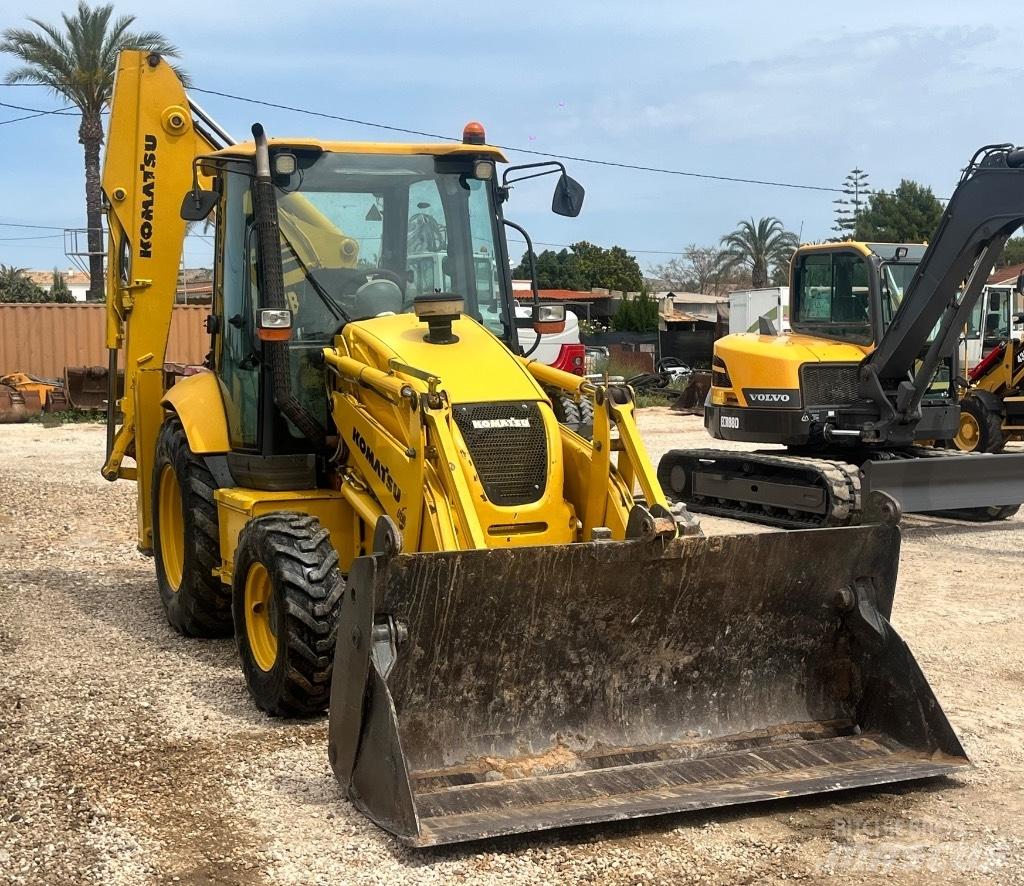 Komatsu WB 97 R-5 Kaivurikuormaajat