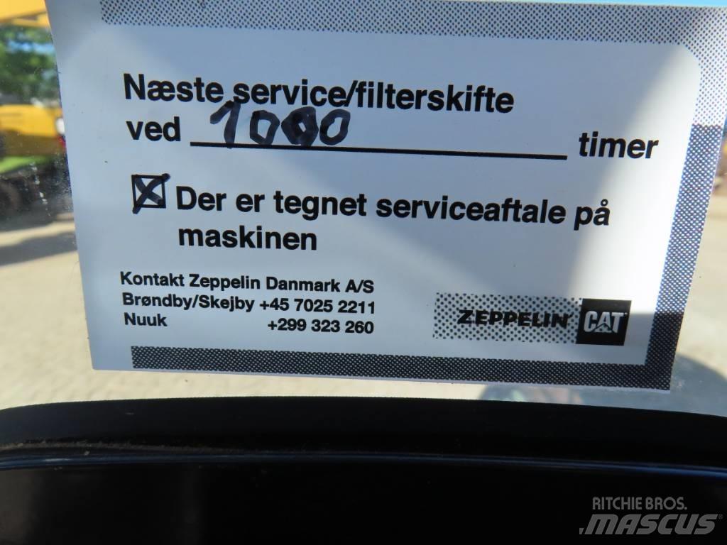 CAT 301.6 Minikaivukoneet < 7t