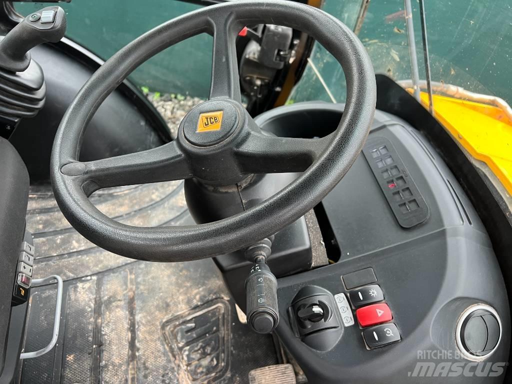 JCB 3 CX Kaivurikuormaajat