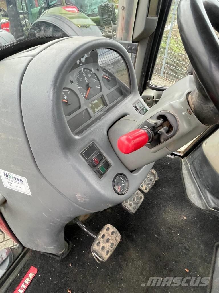 Valtra T120 tractor Traktorit