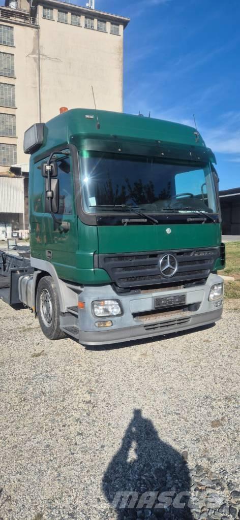 Mercedes-Benz Actros Metsäkoneritilät