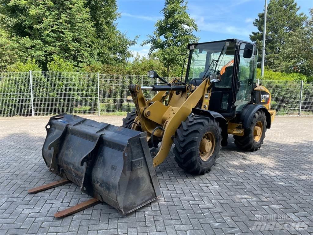 CAT 906H2 Pyöräkuormaajat