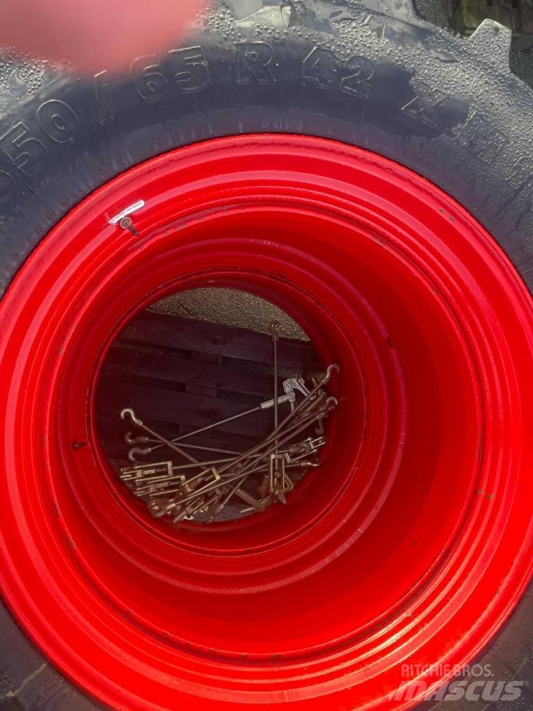 Michelin 650/65R42 Etupainot