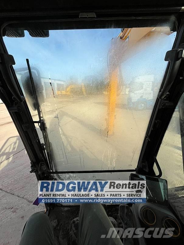 JCB JS 131 LC Telakaivukoneet