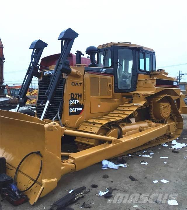 CAT D 7H Telaketjupuskutraktorit
