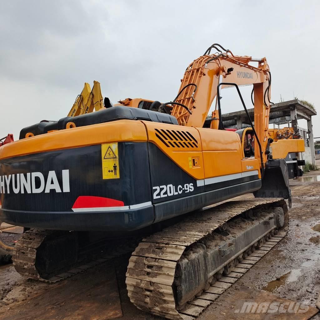 Hyundai 220 LC-9 Telakaivukoneet