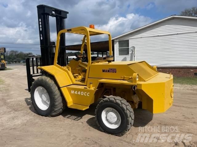 Manitou KD8000 Maastotrukit