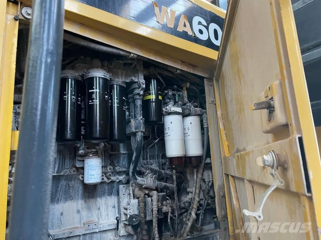 Komatsu WA 600-6 Pyöräkuormaajat