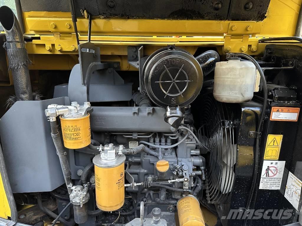 Komatsu PC56-7 Minikaivukoneet < 7t